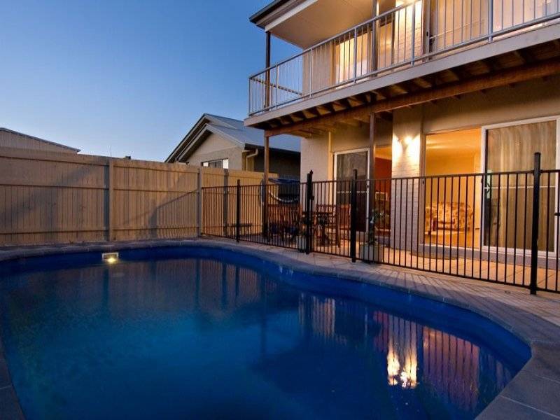 49 O’Reilly Dr, Caloundra West QLD 4551