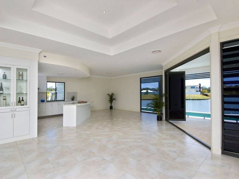 9 Ballinger Place, Pelican Waters QLD 4551