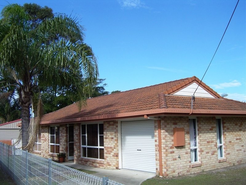 13 Crown Street, Currimundi QLD 4551