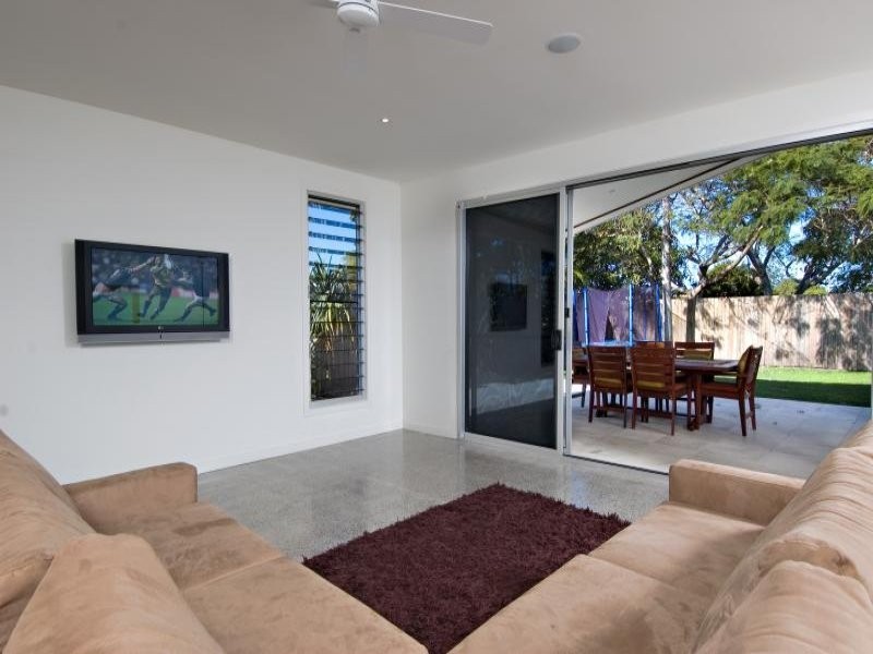 77 Westminster Avenue, Golden Beach QLD 4551