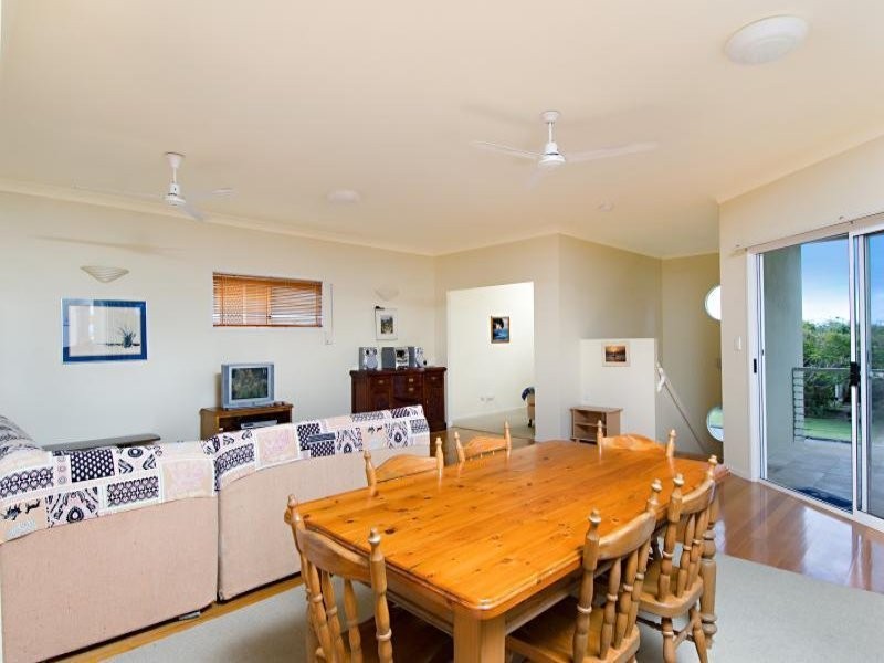 6 Drake Street, Golden Beach QLD 4551