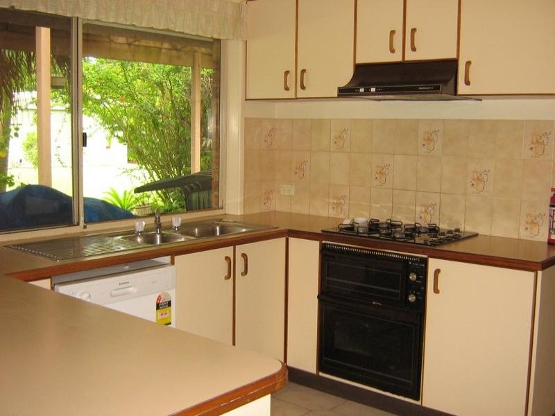 37 Casuarina Drive, Little Mountain QLD 4551