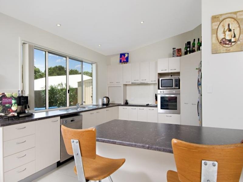 16 The Dales Crescent, Little Mountain QLD 4551