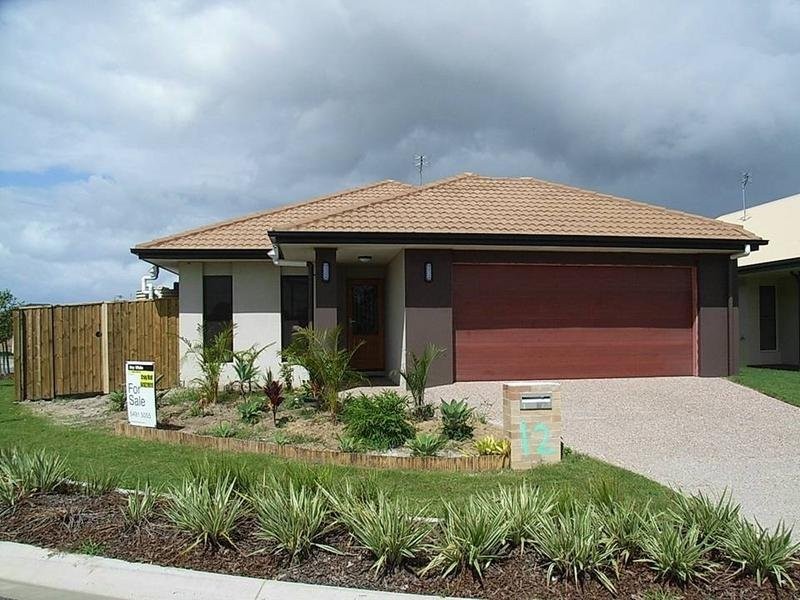 12 Nebo Street, Caloundra West QLD 4551