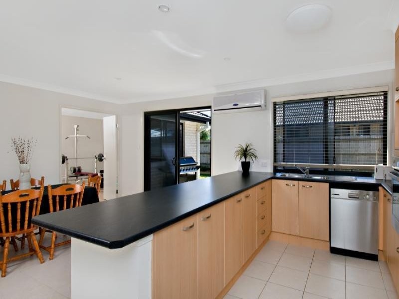 33 Huntley Place, Caloundra QLD 4551