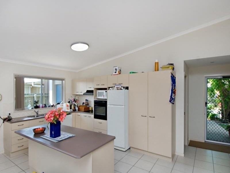 10 Brushwood Street, Currimundi QLD 4551