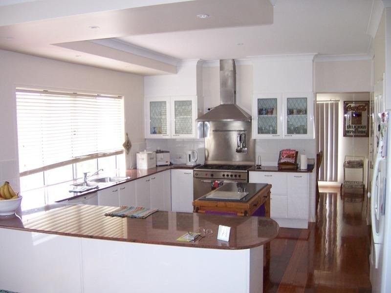 3 Ridgewood Road, Little Mountain QLD 4551