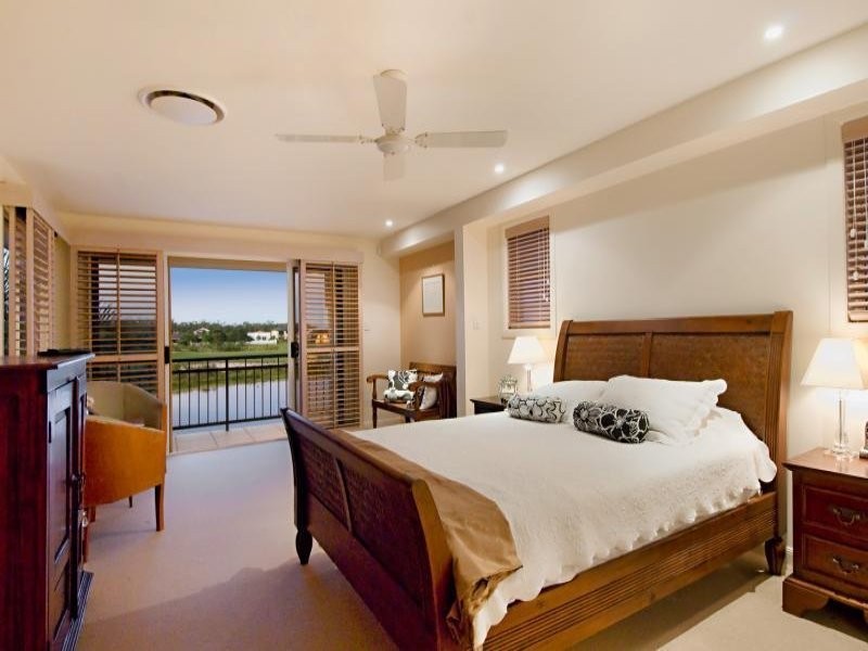 18 Millennium Circuit, Pelican Waters QLD 4551