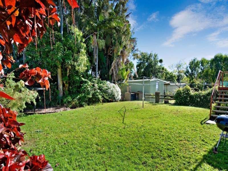 110 Esplanade, Golden Beach QLD 4551