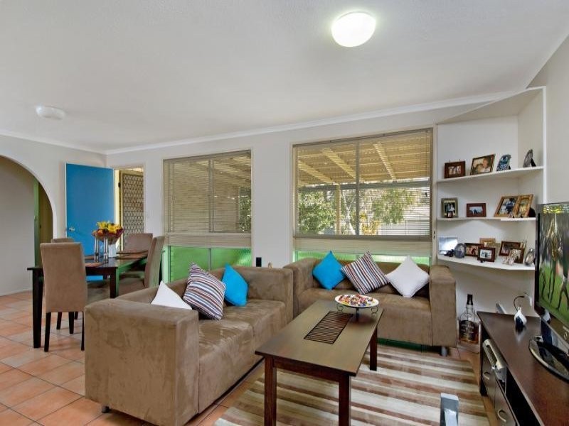 4 Mawarra Street, Buddina QLD 4575