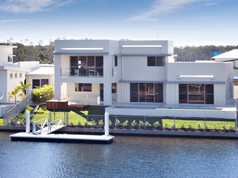 8 Westholme Circuit, Pelican Waters QLD 4551