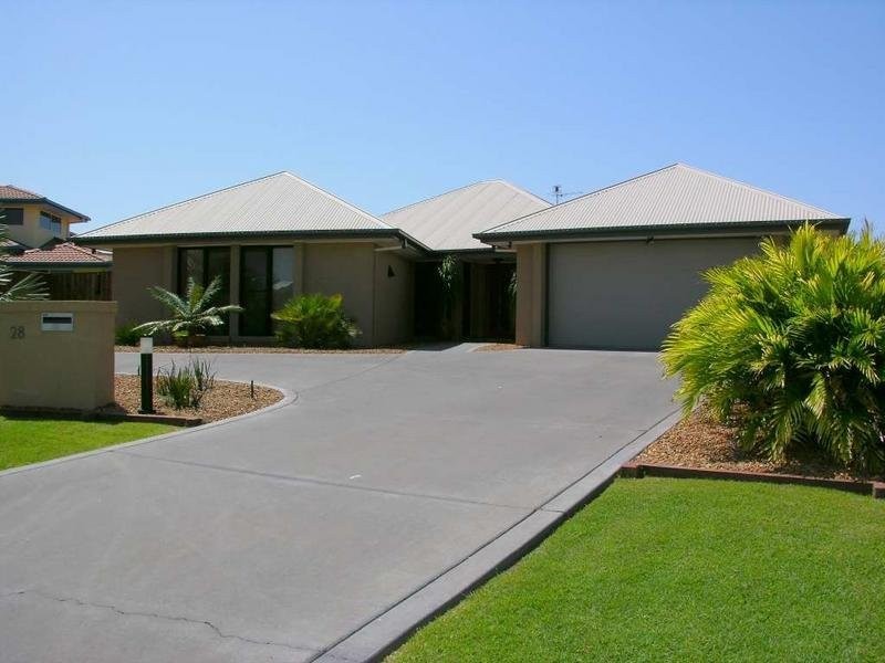 28 Wallaby Circuit, Pelican Waters QLD 4551