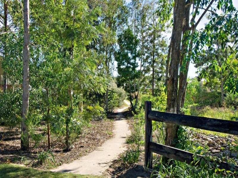 2 Wattlefield Road, Little Mountain QLD 4551