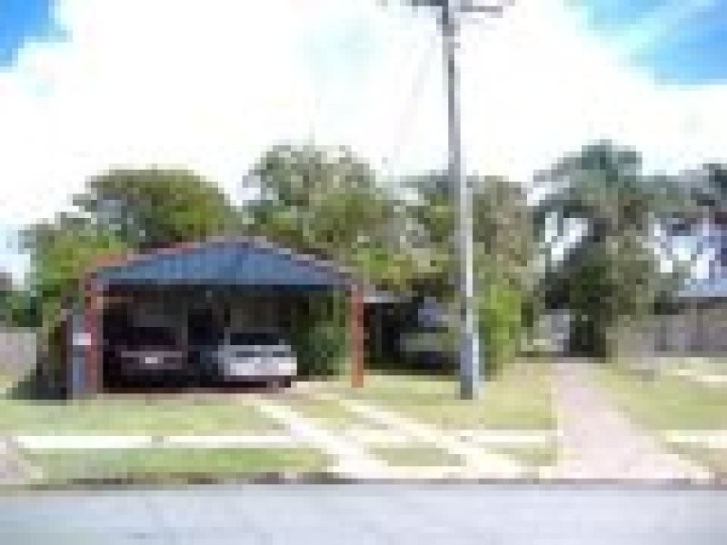 2 Mulgani Street, Warana QLD 4575