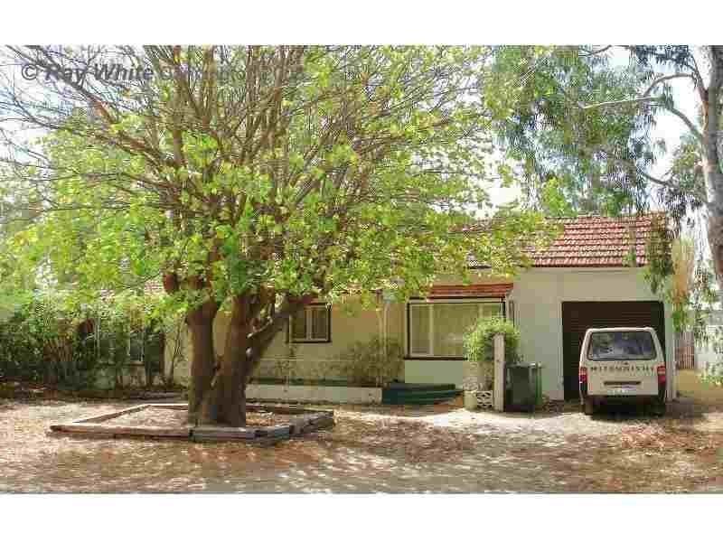 40 Wanaping Road, Kenwick WA 6107