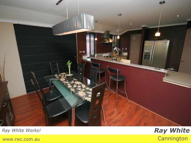 1 Drosera Approach, Wattle Grove WA 6107