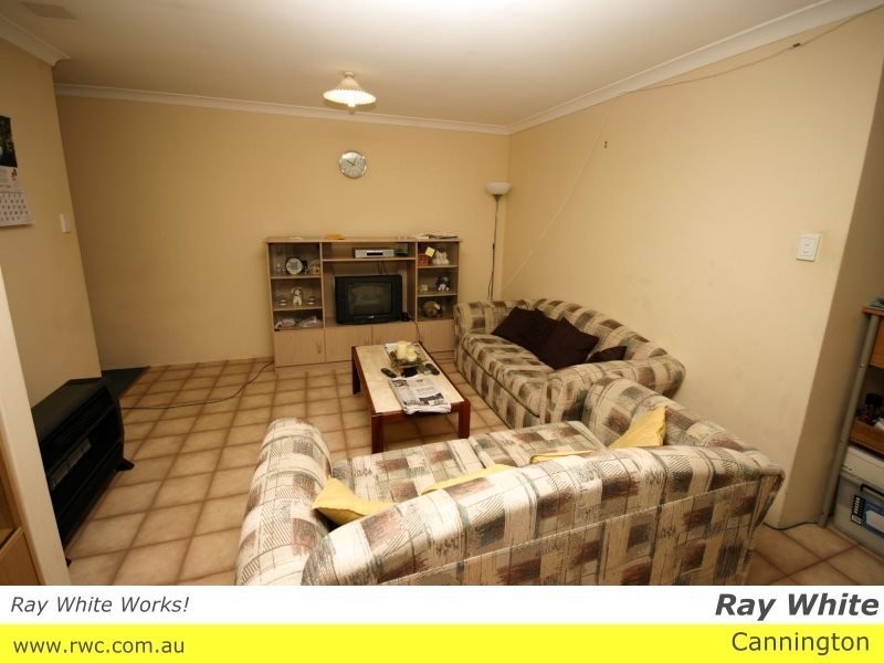 60 Luyer Avenue, East Cannington WA 6107