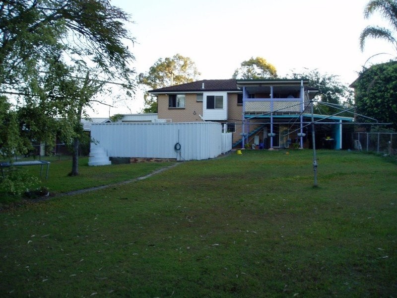 21 Charles St, Birkdale QLD 4159