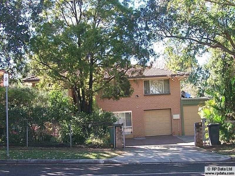 21 Charles St, Birkdale QLD 4159
