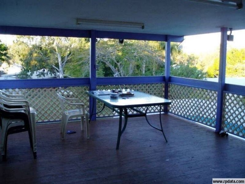 21 Charles St, Birkdale QLD 4159