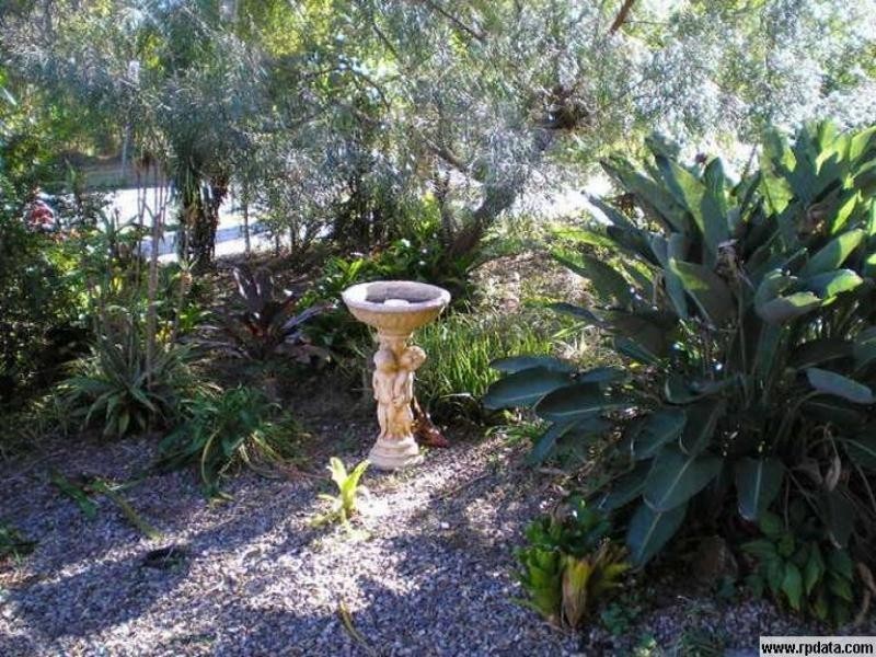 21 Charles St, Birkdale QLD 4159