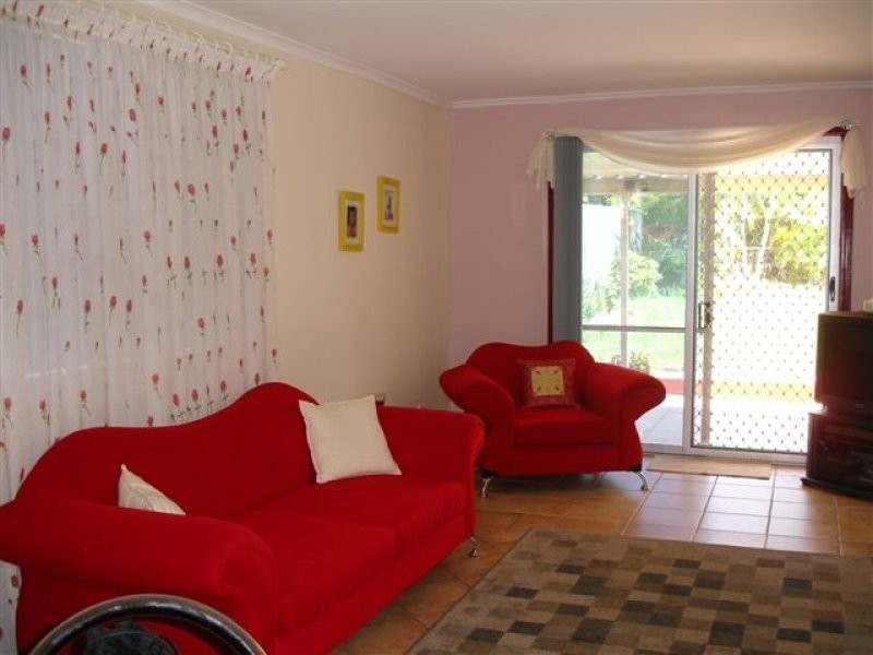 98 Bainbridge St, Ormiston QLD 4160