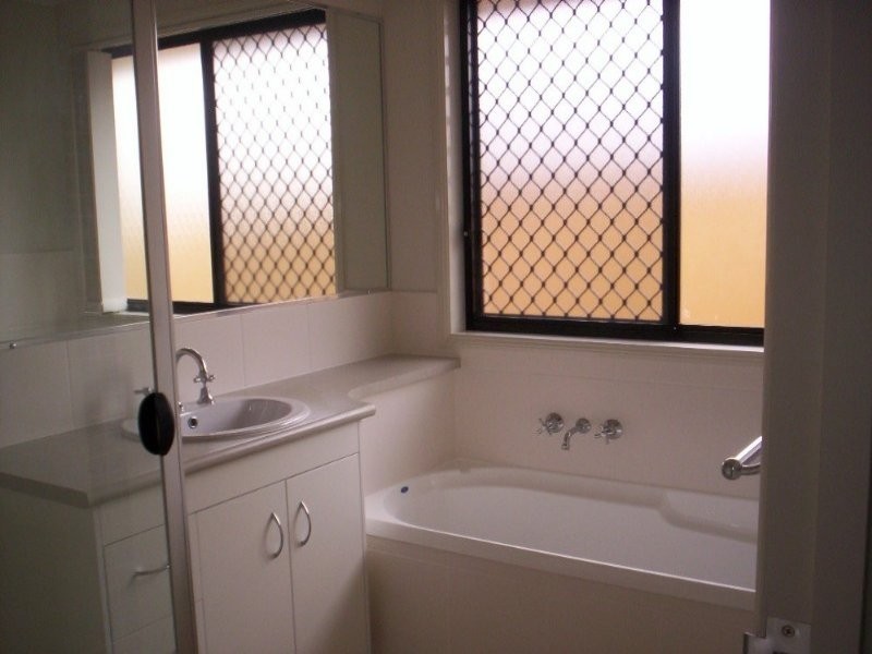 5 Bryce Place, Birkdale QLD 4159