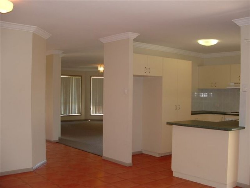 5 Razorback Close, Carindale QLD 4152