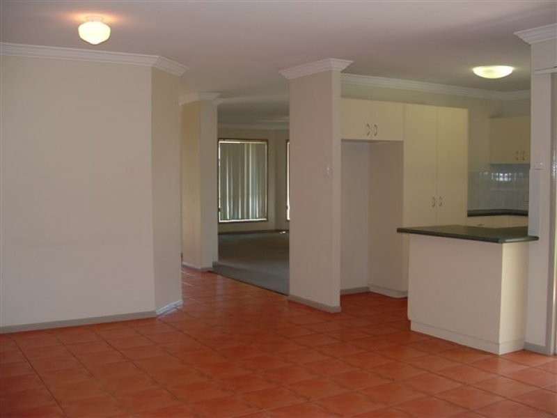 5 Razorback Close, Carindale QLD 4152