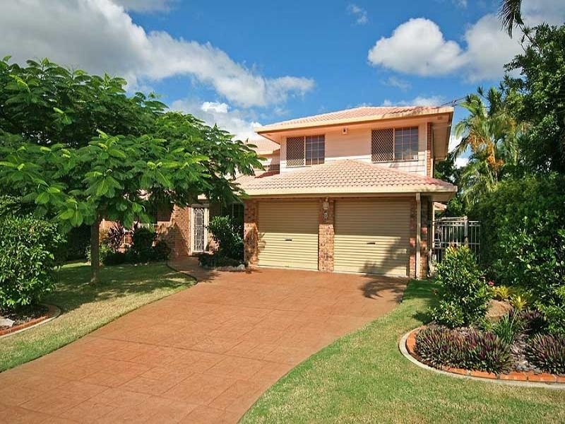 8 Myola Court, Carindale QLD 4152