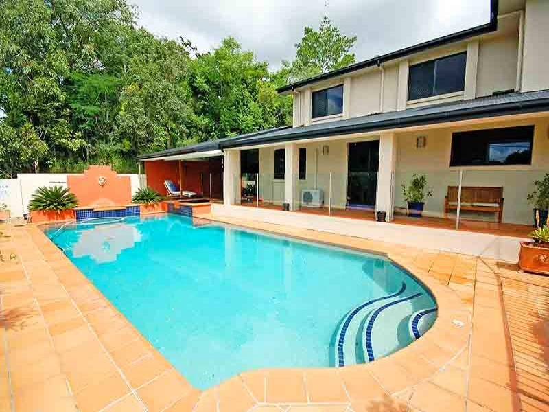 1 Devonshire Court, Carina Heights QLD 4152