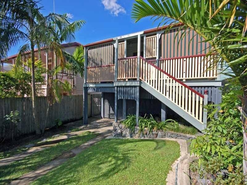 14 Moore Street, Morningside QLD 4170