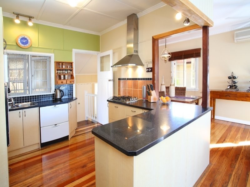 135 Gallipoli Road, Carina Heights QLD 4152