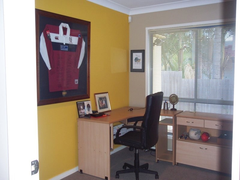 54 Amersham Crescent, Carindale QLD 4152