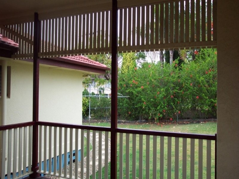 10 Arura Street, Mansfield QLD 4122