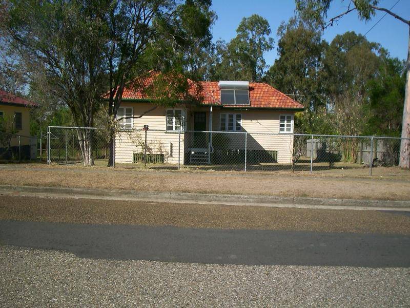 897 Old Cleveland Road, Carina QLD 4152