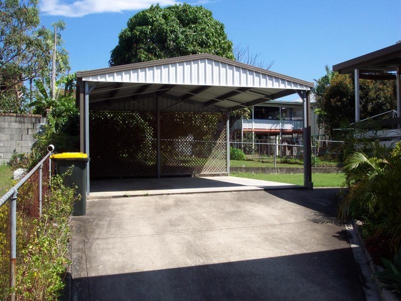 17 Houthem Street, Camp Hill QLD 4152