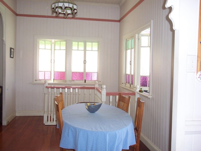 28 Donald Street, Camp Hill QLD 4152