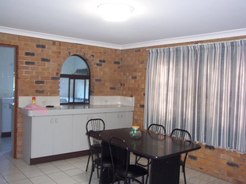 12 Lindisfarne Street, Carindale QLD 4152