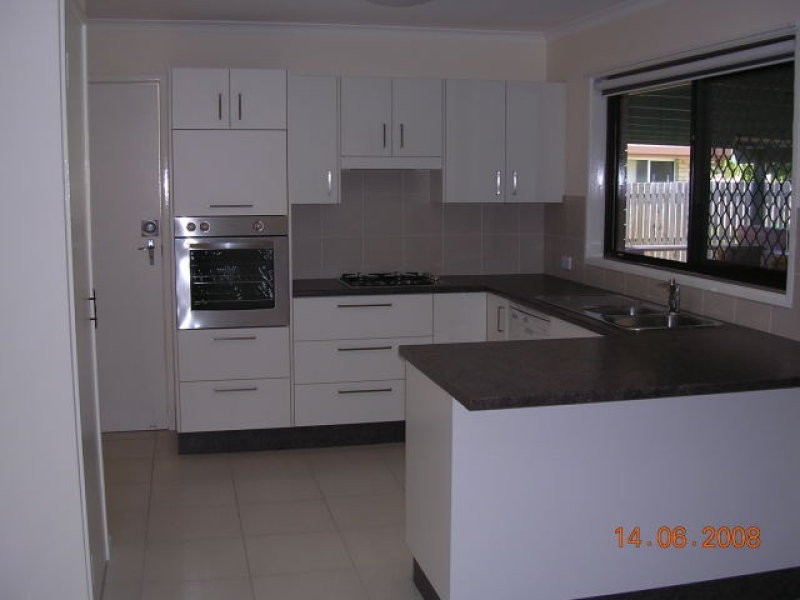 105 Bridgnorth Street, Carindale QLD 4152