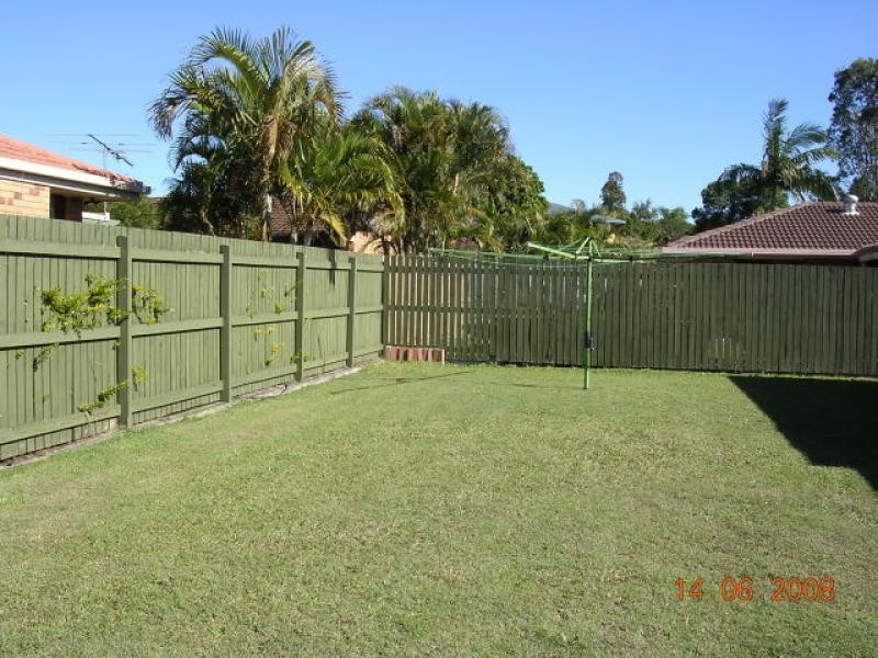 105 Bridgnorth Street, Carindale QLD 4152