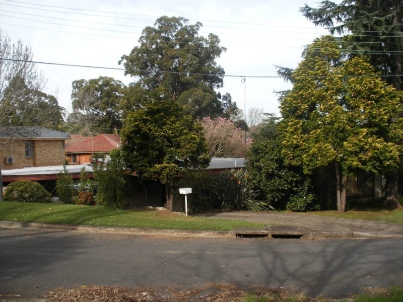 4 Tudor Place, Carlingford NSW 2118