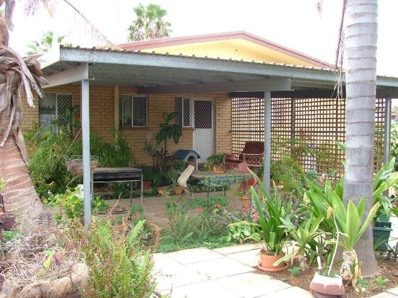 21 Saw Street, Carnarvon WA 6701