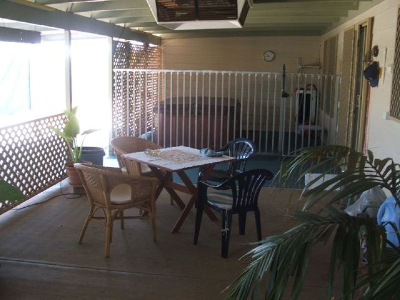 77 Angelo Street, Carnarvon WA 6701