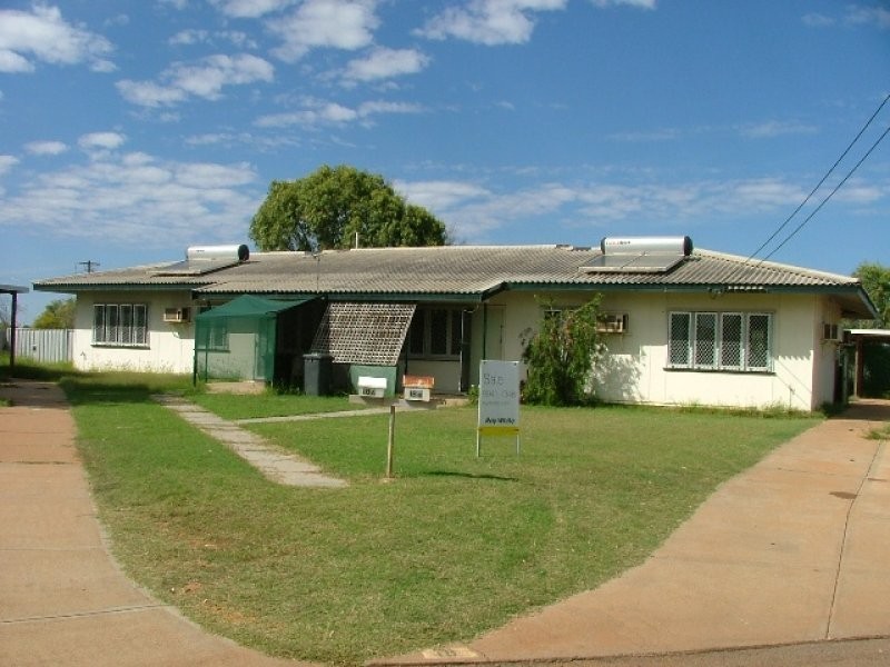 18 A and B Ridley Place, Carnarvon WA 6701