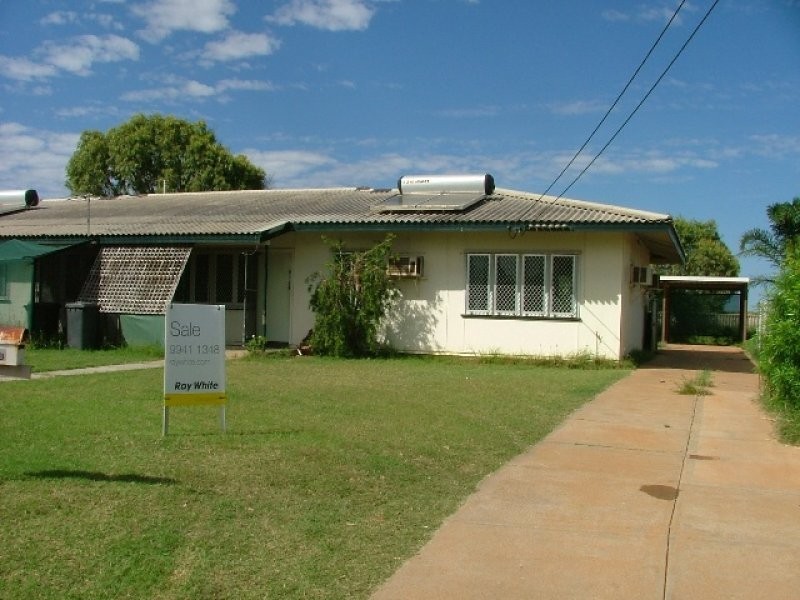 18 A and B Ridley Place, Carnarvon WA 6701