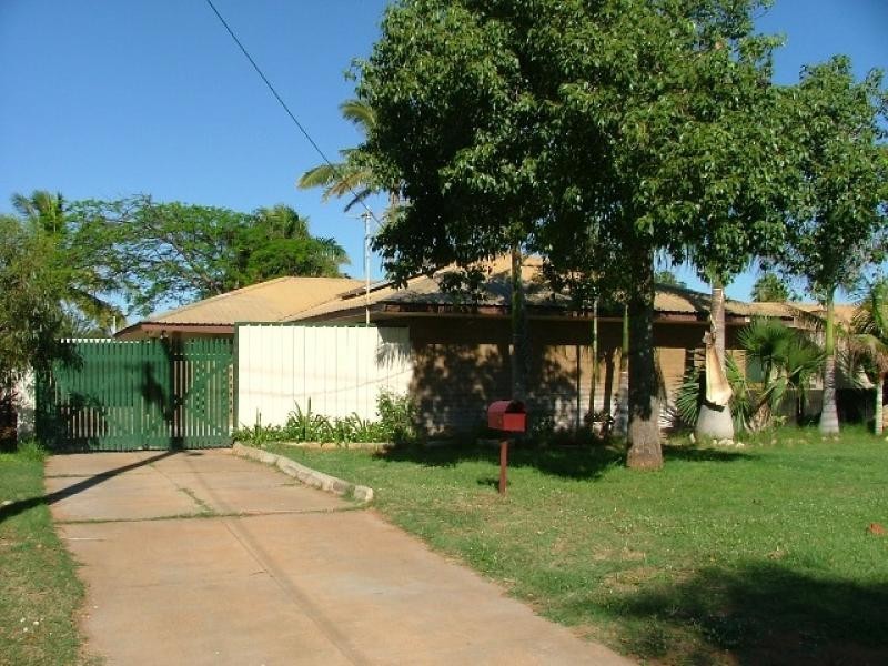 24 Willesee Street, Carnarvon WA 6701