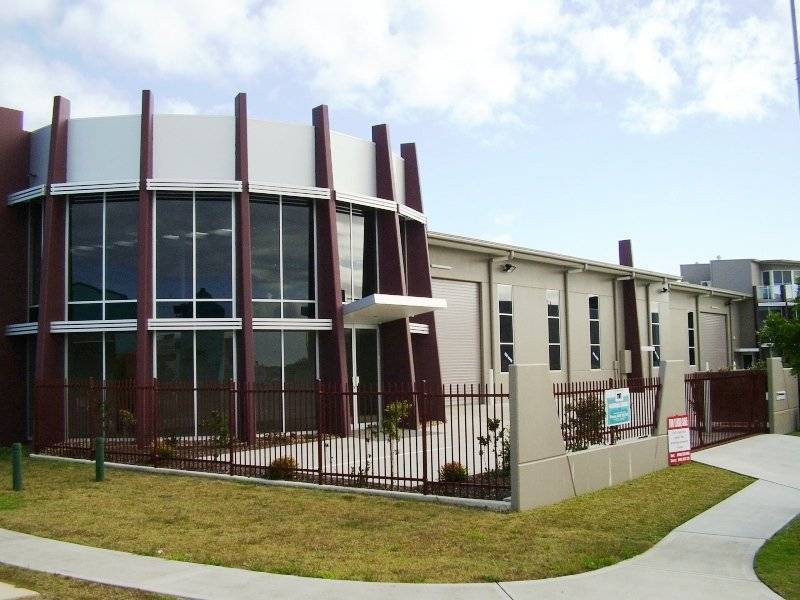 19 Premier Circuit, Warana QLD 4575