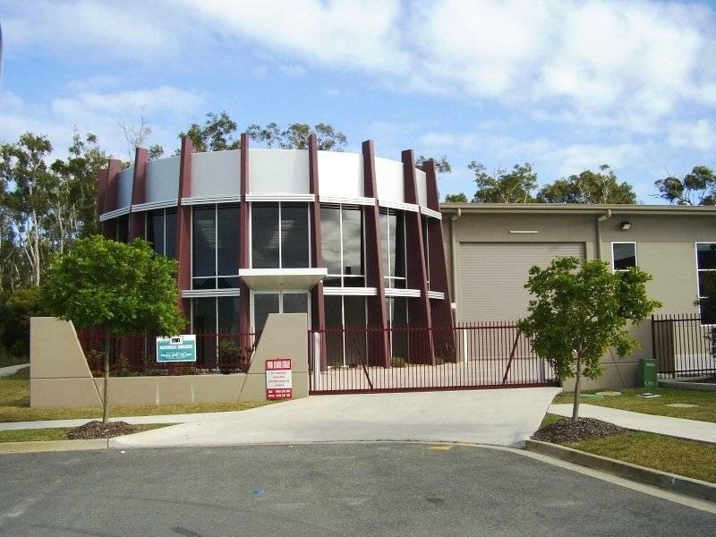 19 Premier Circuit, Warana QLD 4575