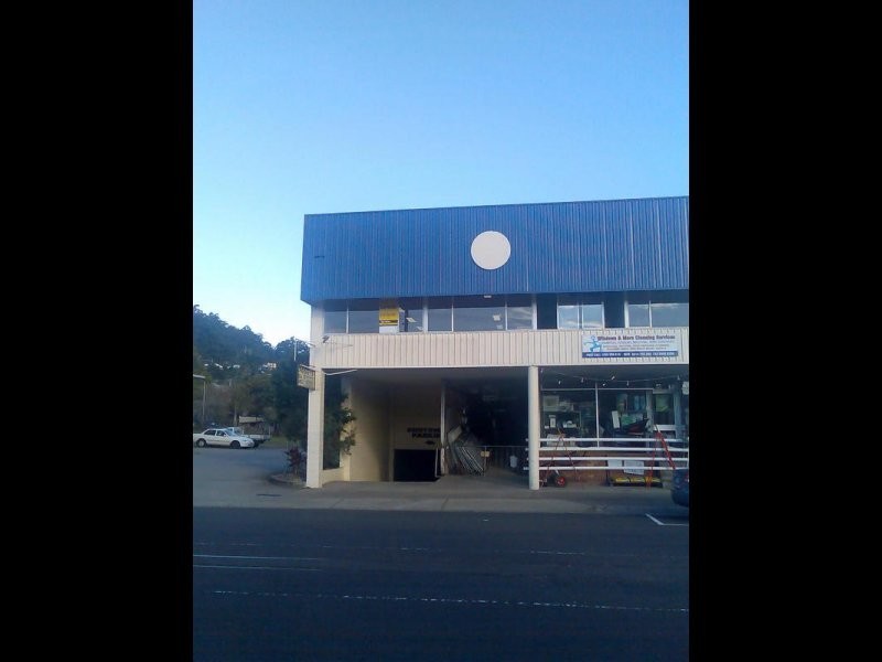 102 Howard Street, Nambour QLD 4560